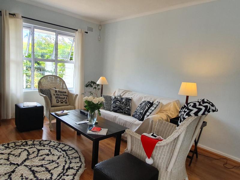 To Let 2 Bedroom Property for Rent in Lakeside Western Cape